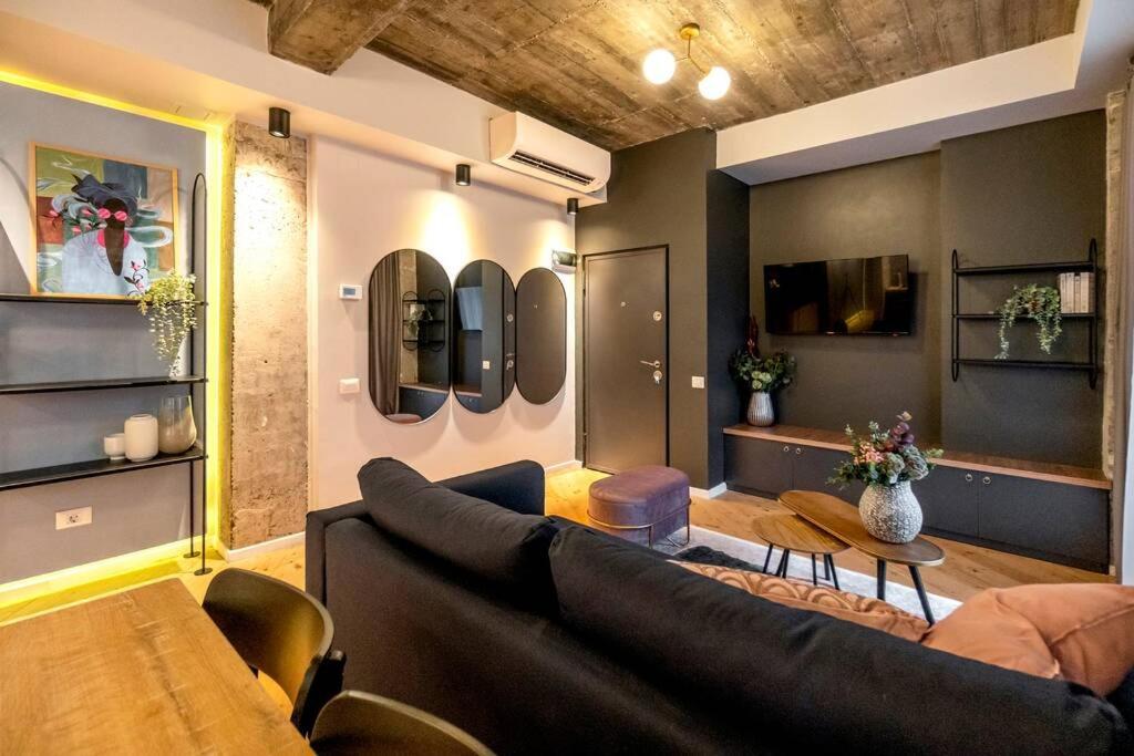 Ferienwohnung Marvellous Design 2Br Old Town Bukarest Exterior foto